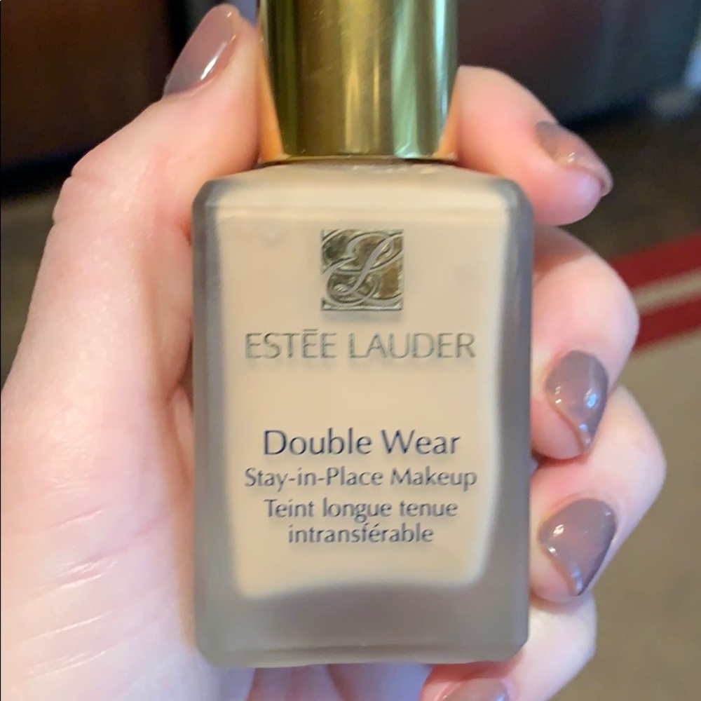 Estée Lauder Double Wear Foundation